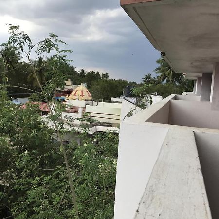 Sr Mahal & Lodge Kumbakonam Εξωτερικό φωτογραφία